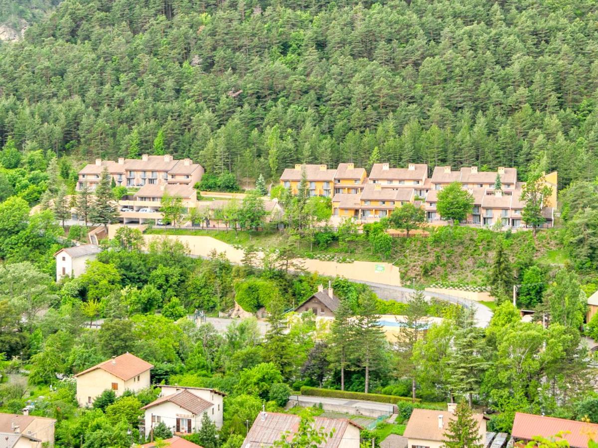 Vacancéole - Résidence Les Gorges Rouges Guillaumes Exterior foto